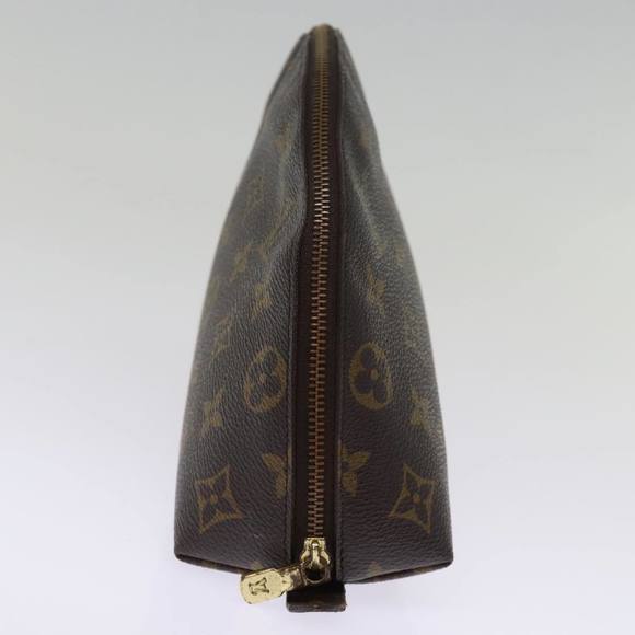 LOUIS VUITTON Monogram Trousse Demi Ronde Cosmetic Pouch M47520 LV Auth 76931 - Picture 3 of 16